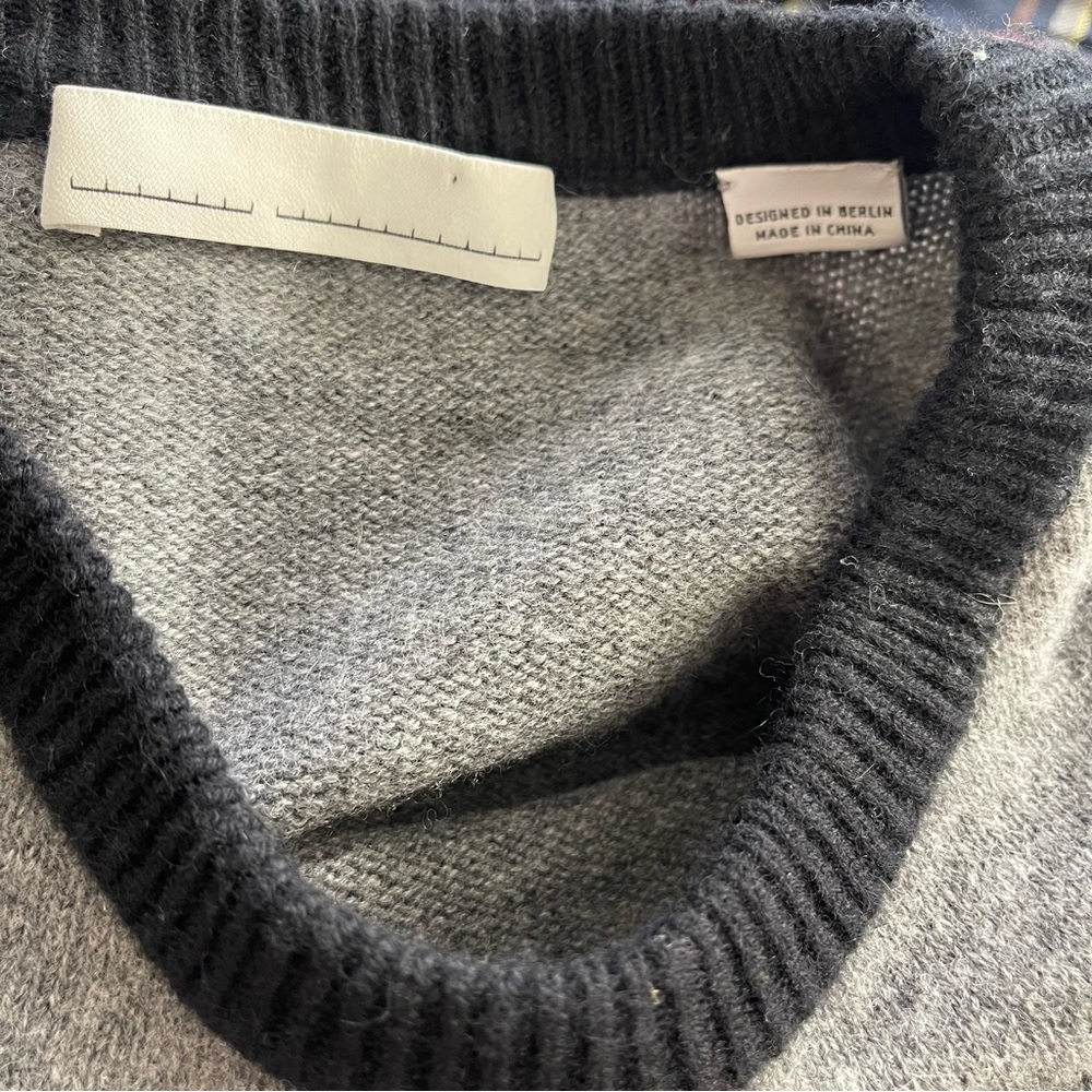 Random Identities Wool Cashmere Blend Crew Neck Gray Sweater Size Medium - Picture 10 of 12